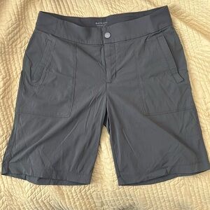 Athleta Trekkie Bermuda 2.0 Green Outdoor Hiking Shorts Women's Size 8